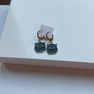 👾5 for $25 Cute Black Bat Earrings